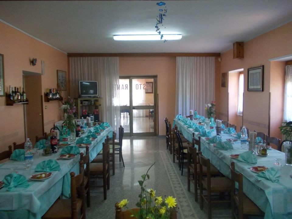 La Lucciola Albergo Ristorante Tagliacozzo Esterno foto